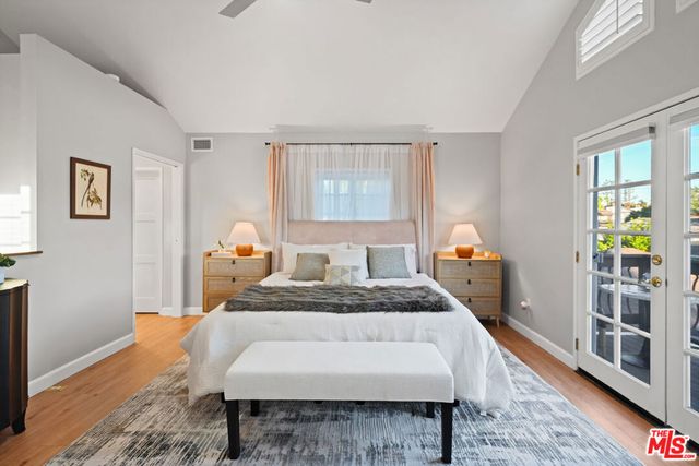 11552 Hesby Street, Valley Village, CA 91601