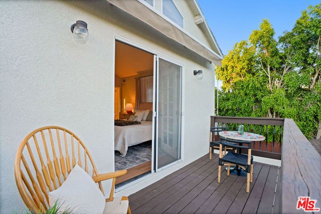 11552 Hesby Street, Valley Village, CA 91601