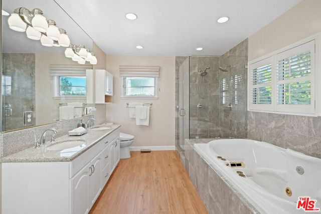 11552 Hesby Street, Valley Village, CA 91601