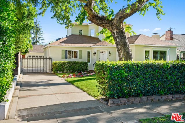 11552 Hesby Street, Valley Village, CA 91601