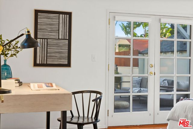 11552 Hesby Street, Valley Village, CA 91601