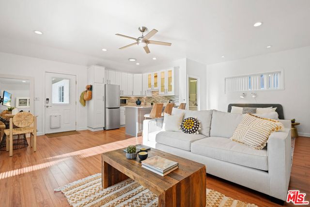 11552 Hesby Street, Valley Village, CA 91601