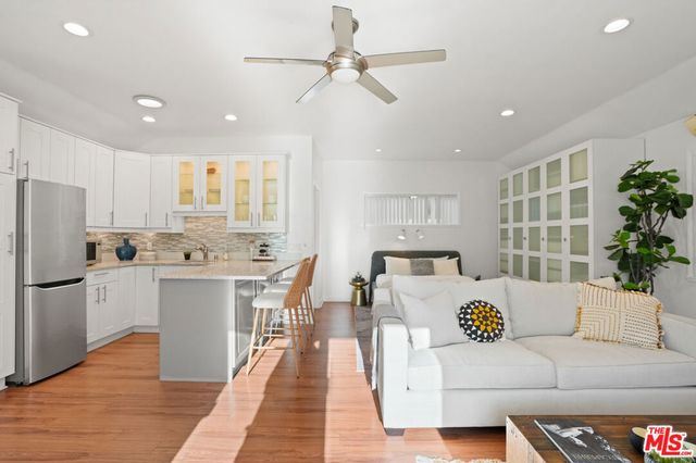 11552 Hesby Street, Valley Village, CA 91601