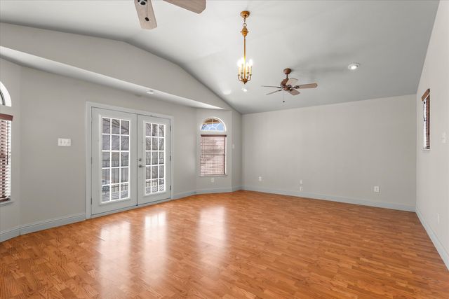 505 N Durham Avenue, Lubbock, TX 79416