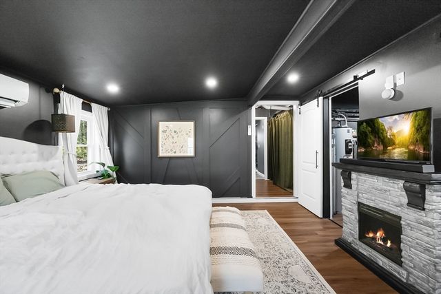 503 Hilltop Rd, Lancaster, MA 01523