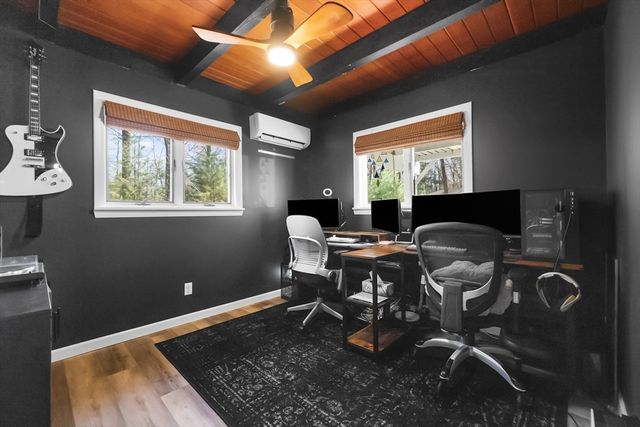 503 Hilltop Rd, Lancaster, MA 01523