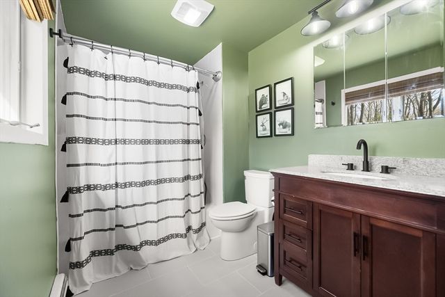 503 Hilltop Rd, Lancaster, MA 01523