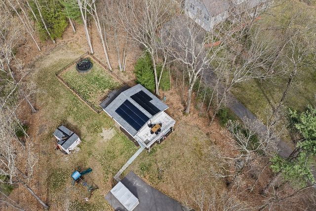 503 Hilltop Rd, Lancaster, MA 01523