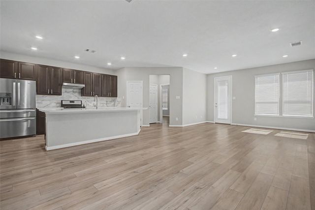 7219 Escondido Drive, Rosharon, TX 77583