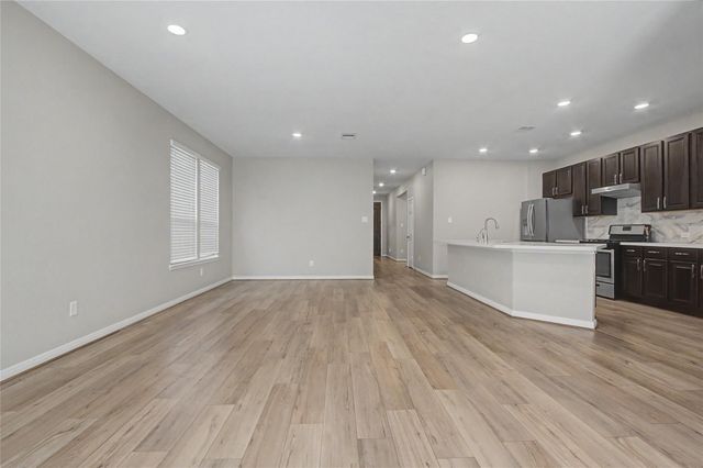 7219 Escondido Drive, Rosharon, TX 77583