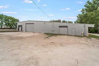 3130 W Shaulis- Warehouse 2 # 3, Waterloo, IA 50701