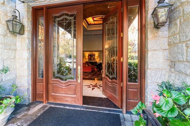 1735 Peachtree NE Street 408, Atlanta, GA 30309