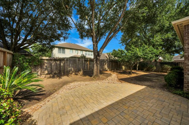 9606 W Amber Bluff Lane, Katy, TX 77494