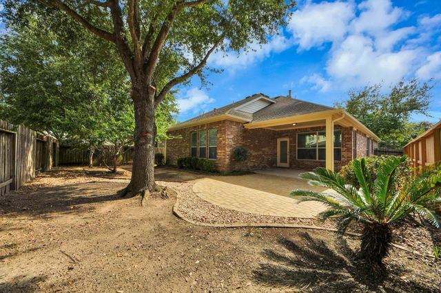 9606 W Amber Bluff Lane, Katy, TX 77494