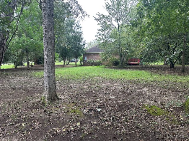 1275 Crenshaw Road, Wetumpka, AL 36092