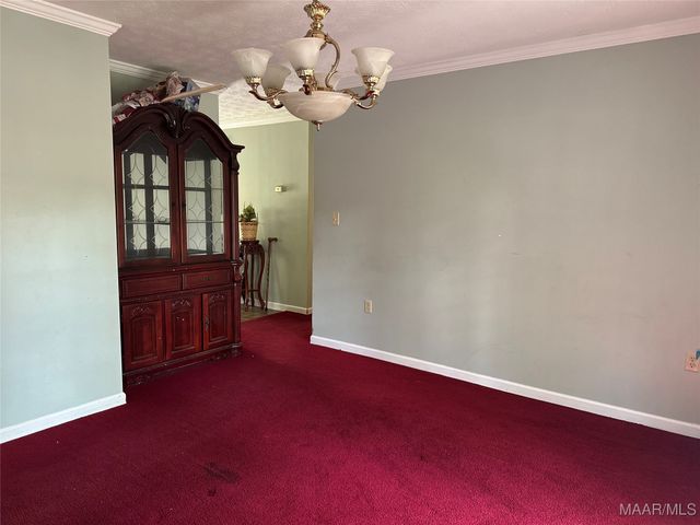 1275 Crenshaw Road, Wetumpka, AL 36092