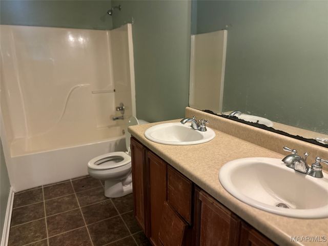 1275 Crenshaw Road, Wetumpka, AL 36092