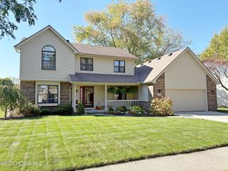 853 Champagne Avenue, Bowling Green, OH 43402