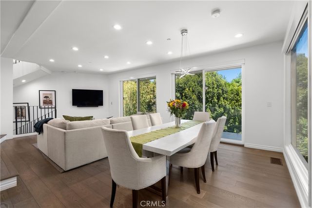 7670 Woodrow Wilson, Los Angeles, CA 90046