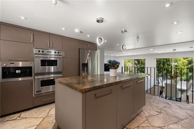 7670 Woodrow Wilson, Los Angeles, CA 90046