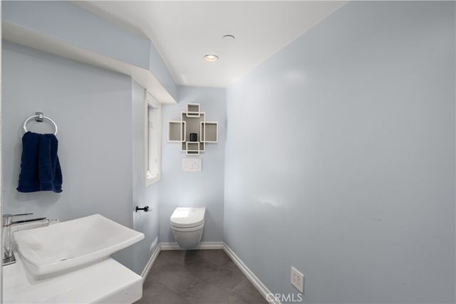 7670 Woodrow Wilson, Los Angeles, CA 90046