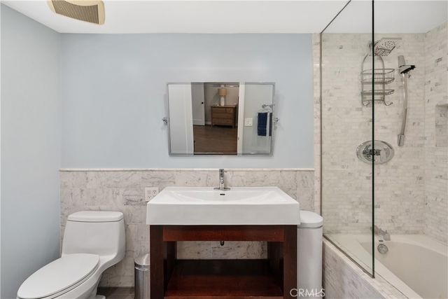 7670 Woodrow Wilson, Los Angeles, CA 90046