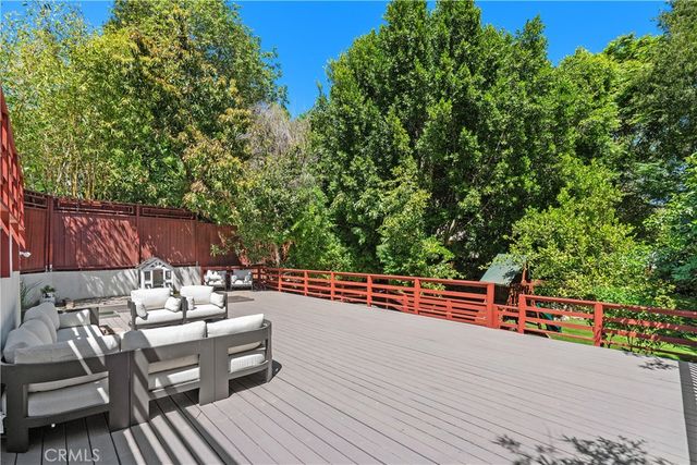 7670 Woodrow Wilson, Los Angeles, CA 90046