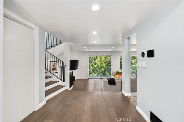 7670 Woodrow Wilson, Los Angeles, CA 90046