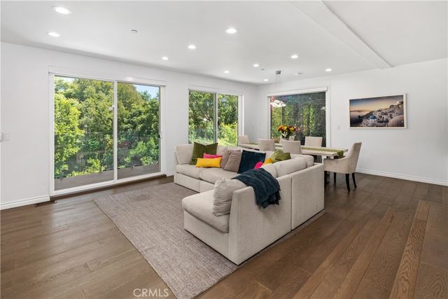 7670 Woodrow Wilson, Los Angeles, CA 90046