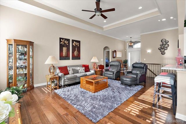 55206 Sarazen Drive, Macomb Township, MI 48042