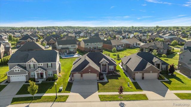 55206 Sarazen Drive, Macomb Township, MI 48042