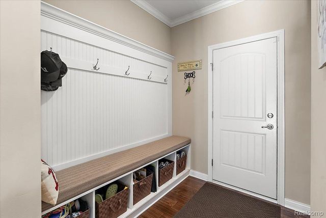 55206 Sarazen Drive, Macomb Township, MI 48042