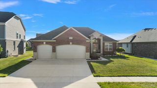 55206 Sarazen Drive, Macomb Township, MI 48042