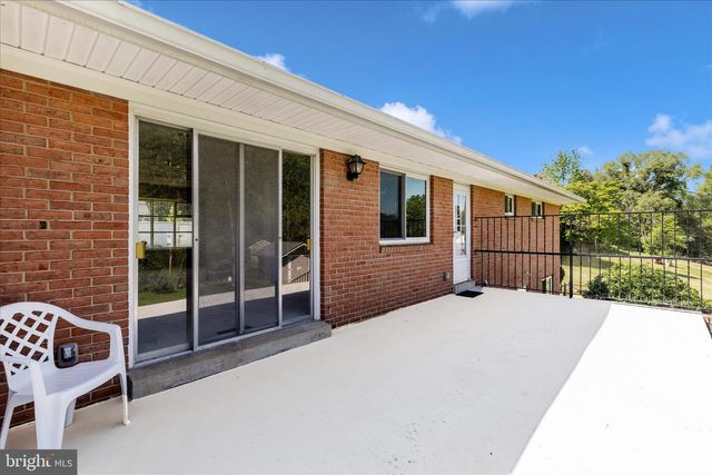 11813 RENICK LN, Silver Spring, MD 20904