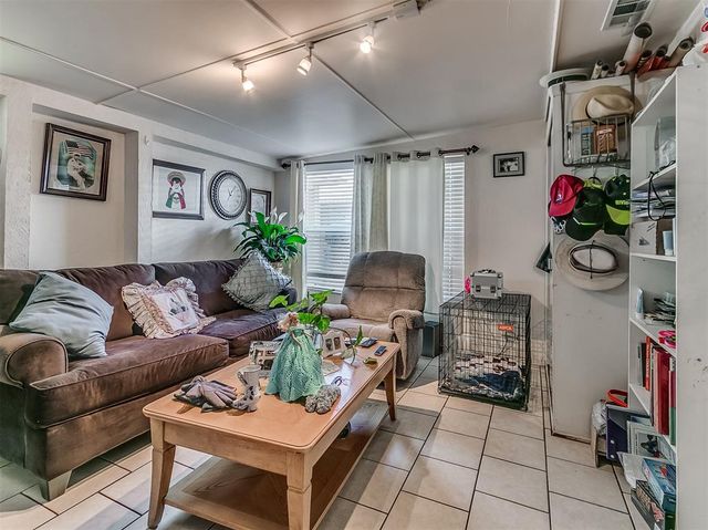 2612 SW 71st Street, Oklahoma City, OK 73159