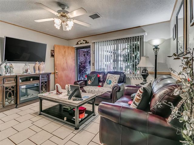2612 SW 71st Street, Oklahoma City, OK 73159