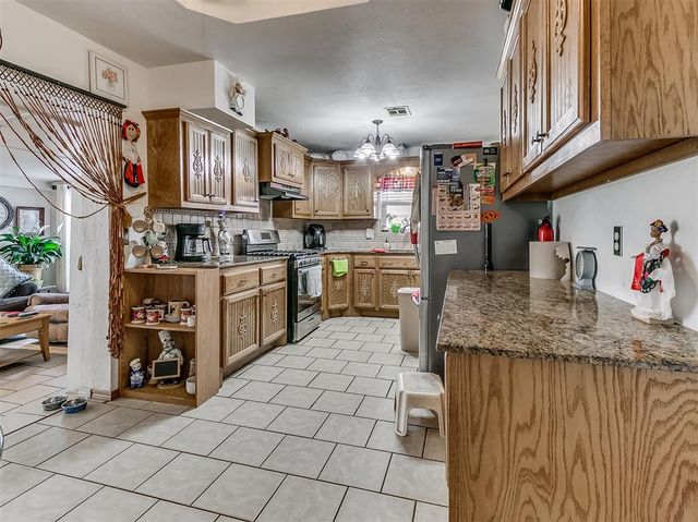 2612 SW 71st Street, Oklahoma City, OK 73159