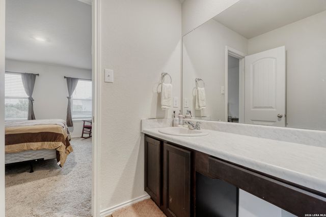 3613 Snowbird, Converse, TX 78109