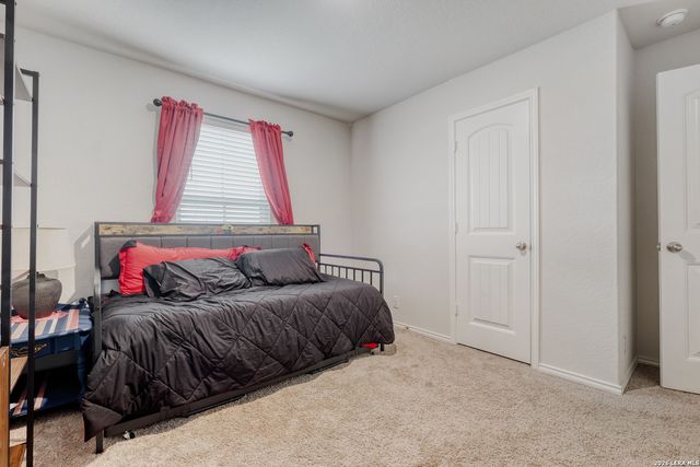 3613 Snowbird, Converse, TX 78109