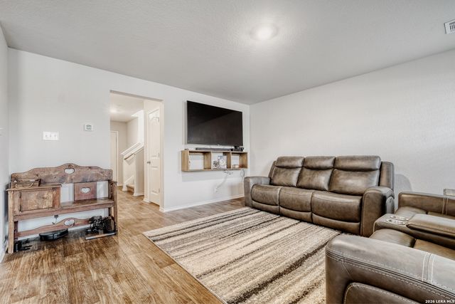 3613 Snowbird, Converse, TX 78109