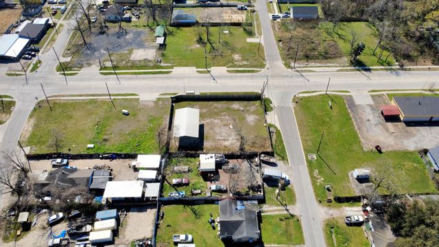 6005 Laura Koppe Road, Houston, TX 77016