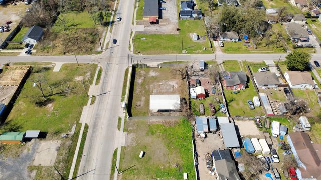 6005 Laura Koppe Road, Houston, TX 77016