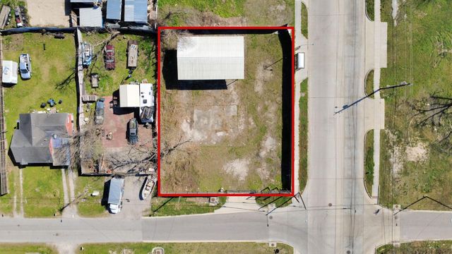 6005 Laura Koppe Road, Houston, TX 77016