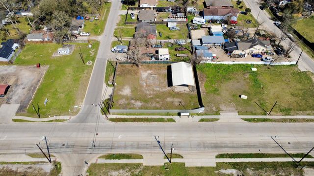 6005 Laura Koppe Road, Houston, TX 77016