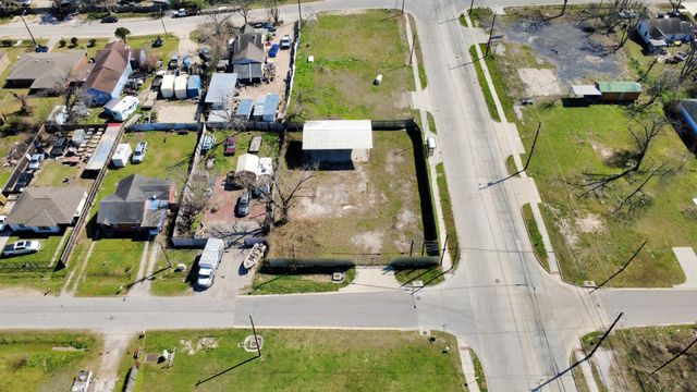 6005 Laura Koppe Road, Houston, TX 77016