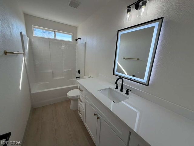 2797 Old Bear Canyon Street, Las Vegas, NV 89156