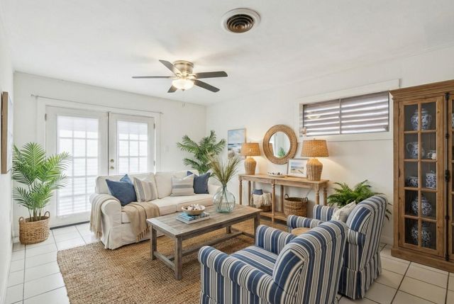 2317 Wimcrest Street, Galveston, TX 77551