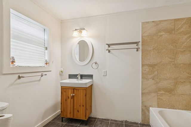 2317 Wimcrest Street, Galveston, TX 77551