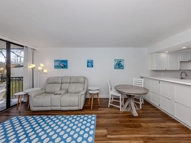 618 BIRD BAY DRIVE S 216, Venice, FL 34285