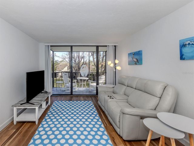 618 BIRD BAY DRIVE S 216, Venice, FL 34285